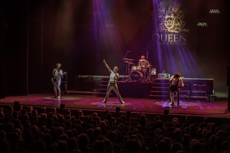 Queen Must Go On